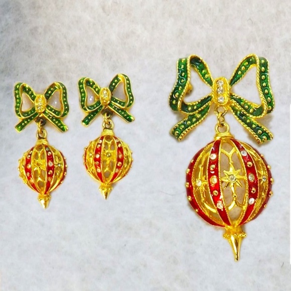 Christmas Ornament Themed Enameled Brooch and Earrings - Picture 1 of 4